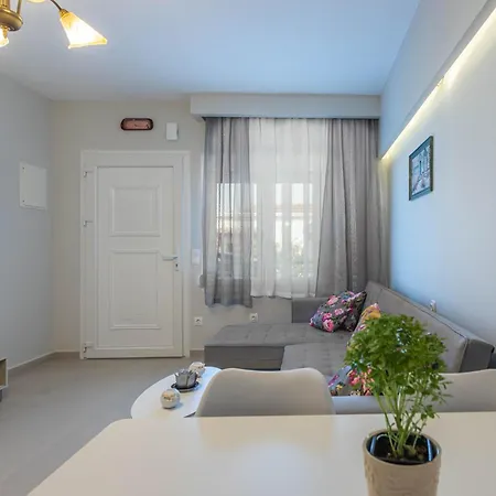 Apartament Georgias *