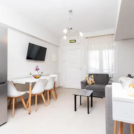 Georgias Apartament *